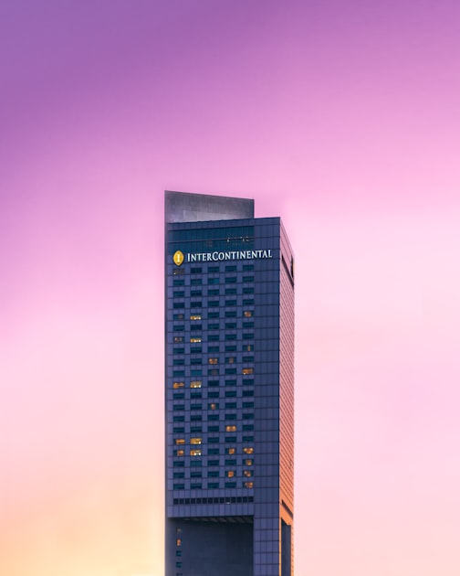 Luxury Accommodations Worldwide
